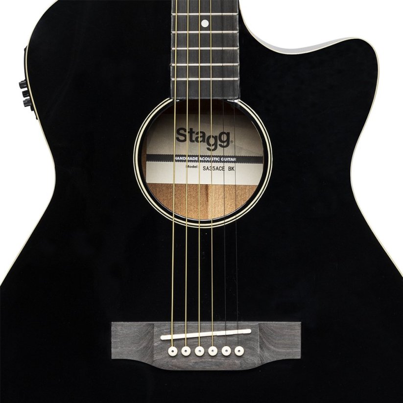 Stagg SA35 ACE-BK, elektroakustická kytara typu Auditorium